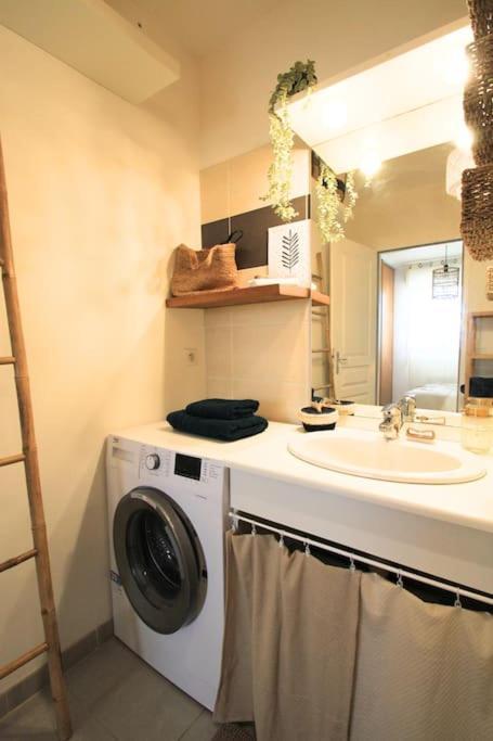 Cosy Appartement Entre Vignes Et Garrigue Avec Piscine Péret Dış mekan fotoğraf
