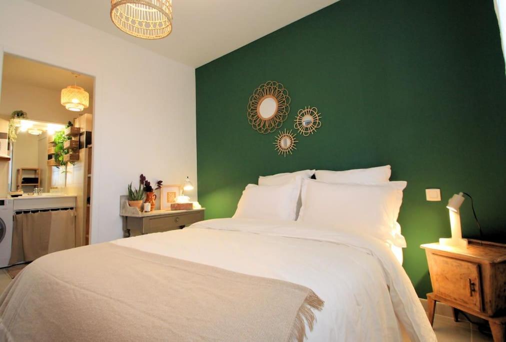 Cosy Appartement Entre Vignes Et Garrigue Avec Piscine Péret Dış mekan fotoğraf